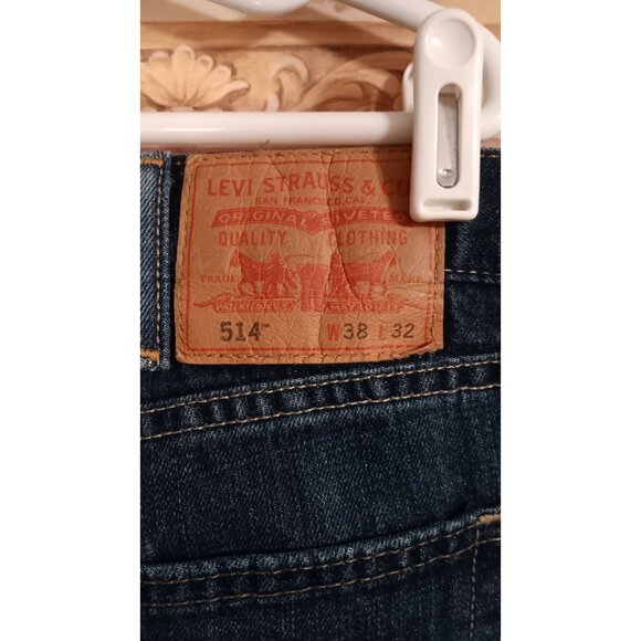 Levi's 514 Straight Fit 38x32 Dark Wash Denim Casual Work Business Classic Jeans - Picture 4 of 5